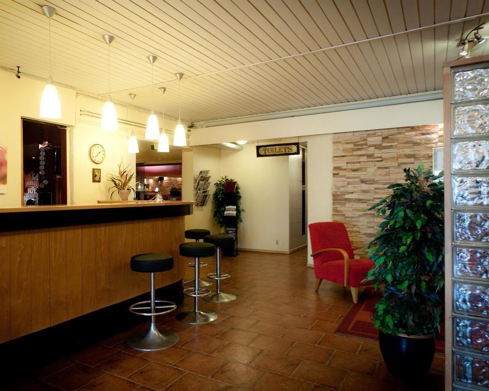 Samantta Hotel & Restaurant Haukipudas Eksteriør billede