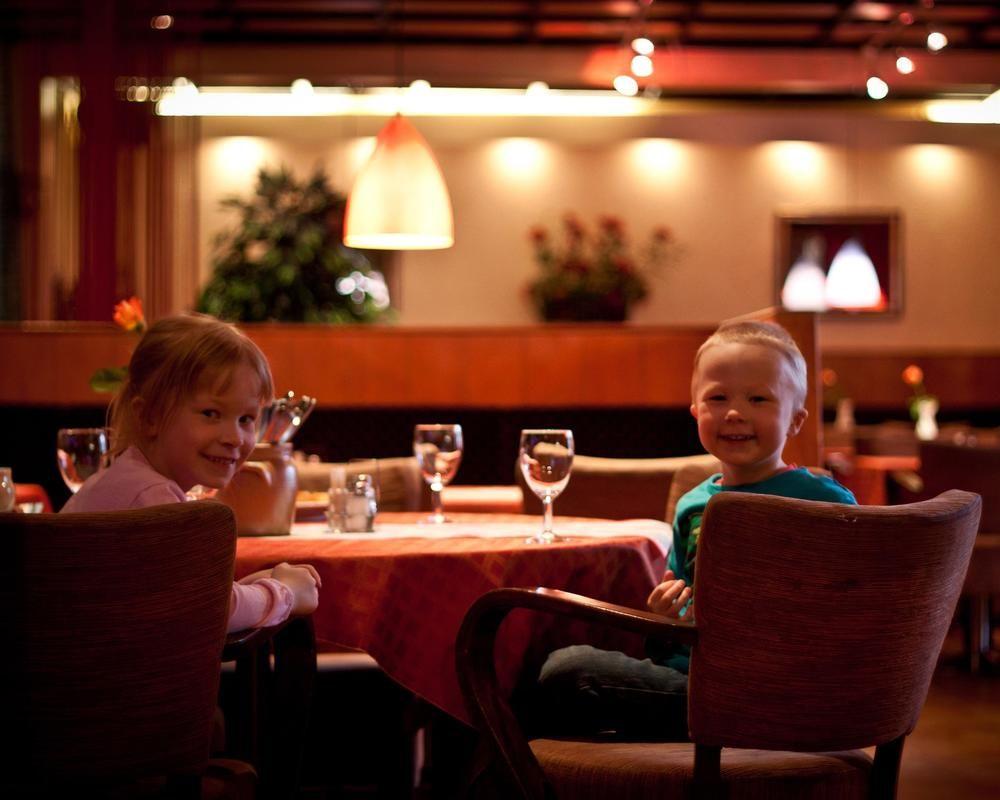 Samantta Hotel & Restaurant Haukipudas Eksteriør billede