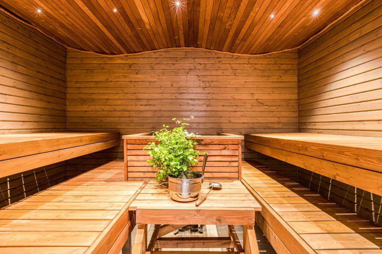 Samantta Hotel & Restaurant Haukipudas Eksteriør billede